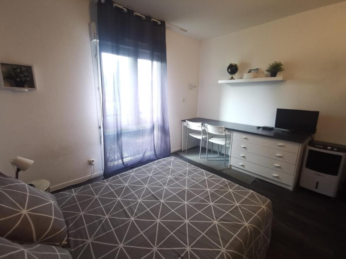Proche Tramway Et Business School Apartment *